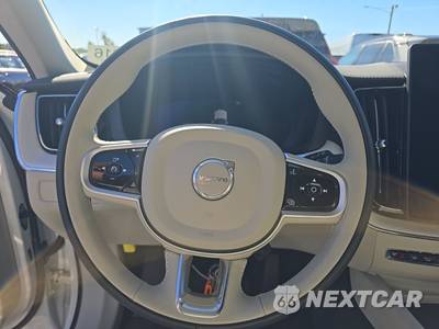 2026 Volvo XC60 B5 Ultra - zdjęcie 10 z 26 - miniatura