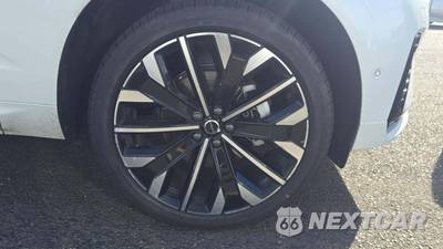2026 Volvo XC60 B5 Ultra - zdjęcie 25 z 26 - miniatura