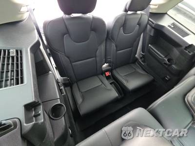 2026 Volvo XC90 B6 Ultra 7-Passenger - zdjęcie 14 z 23 - miniatura