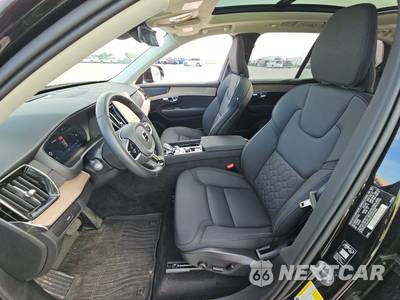 2026 Volvo XC90 B6 Plus 7-Passenger - zdjęcie 7 z 35 - miniatura