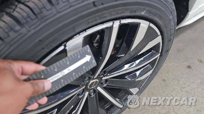 2026 Volvo XC90 B6 Plus 7-Passenger - zdjęcie 23 z 26 - miniatura