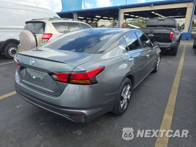 2020 Nissan Altima S - zdjęcie 4 z 31 - miniatura