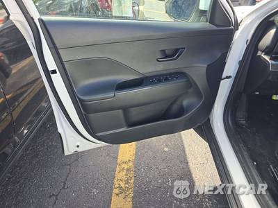 2024 Hyundai Kona SEL - zdjęcie 9 z 18 - miniatura