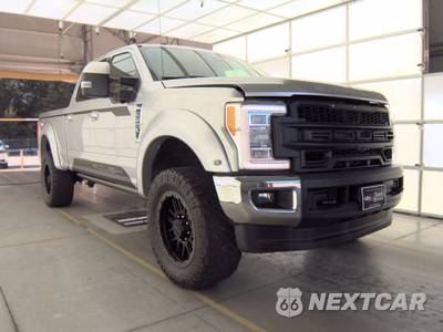 2018 Ford Super Duty F-250 Lariat Crew Cab Medium Bed - zdjęcie 4 z 29 - miniatura