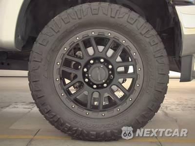 2018 Ford Super Duty F-250 Lariat Crew Cab Medium Bed - zdjęcie 10 z 29 - miniatura