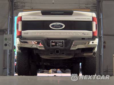 2018 Ford Super Duty F-250 Lariat Crew Cab Medium Bed - zdjęcie 7 z 29 - miniatura