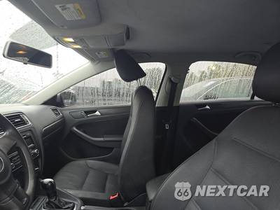 2012 Volkswagen Jetta SE Sedan - zdjęcie 18 z 43 - miniatura