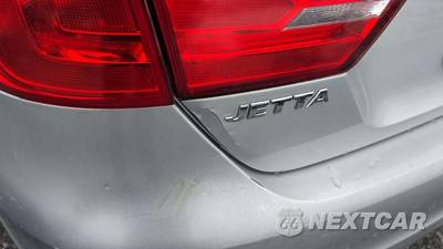 2012 Volkswagen Jetta SE Sedan - zdjęcie 32 z 43 - miniatura
