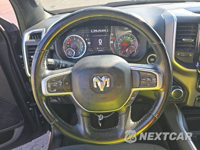 2023 Ram 1500 Big Horn Crew Cab Medium Bed - zdjęcie 10 z 46 - miniatura