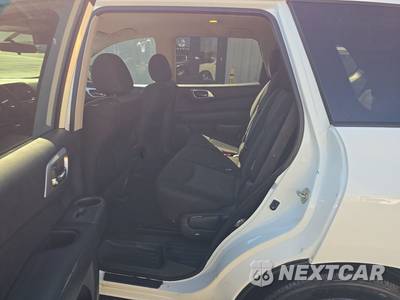 2020 Nissan Pathfinder S - zdjęcie 13 z 78 - miniatura