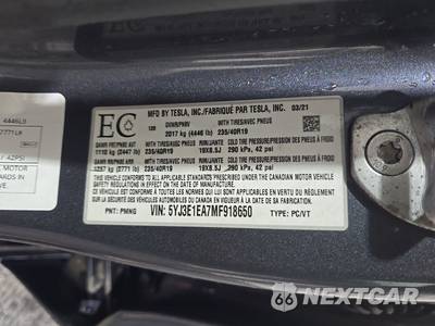 2021 Tesla Model 3 Standard Range - zdjęcie 14 z 28 - miniatura