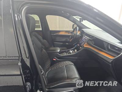 2022 Jeep Grand Cherokee Summit Reserve - zdjęcie 8 z 23 - miniatura
