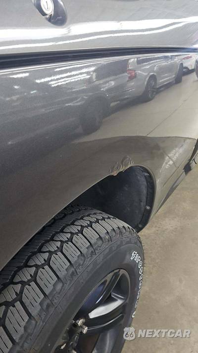 2017 Ram 1500 Night Crew Cab Medium Bed - zdjęcie 26 z 41 - miniatura