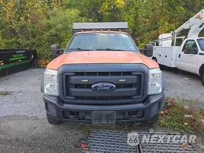 2016 Ford Super Duty F-450 Cab Chassis XL Crew Cab DRW - zdjęcie 2 z 40 - miniatura