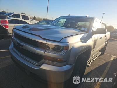 2018 Chevrolet Silverado 1500 Custom Crew Cab Short Bed 1CX