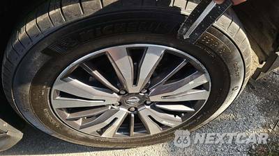 2020 Nissan Pathfinder SL - zdjęcie 35 z 44 - miniatura