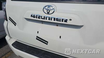 2018 Toyota 4Runner SR5 - zdjęcie 49 z 50 - miniatura