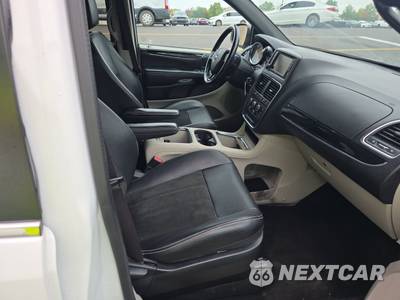 2019 Dodge Grand Caravan SXT 121.2" WB - zdjęcie 8 z 25 - miniatura