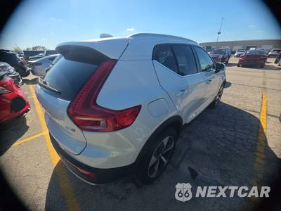 2024 Volvo XC40 B5 Plus Bright Theme - zdjęcie 4 z 27 - miniatura