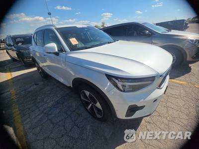 2024 Volvo XC40 B5 Plus Bright Theme - zdjęcie 3 z 27 - miniatura