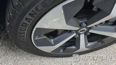2024 Volvo XC40 B5 Plus Bright Theme - zdjęcie 19 z 27 - miniatura