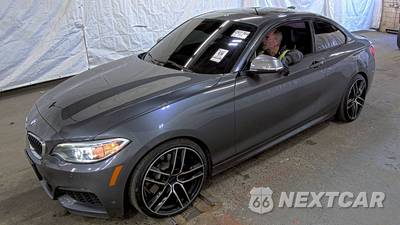 2015 BMW 2 Series Coupe M235i xDrive - zdjęcie 1 z 43 - miniatura
