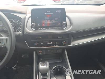 2023 Nissan Rogue SV - zdjęcie 17 z 29 - miniatura