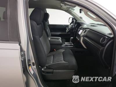 2019 Toyota Tundra SR5 Extended Cab Medium Bed - zdjęcie 8 z 18 - miniatura