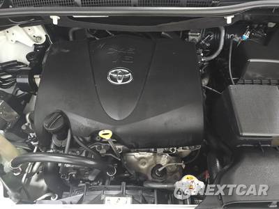 2019 Toyota Sienna Limited Premium 7-Passenger 119.3" WB - zdjęcie 16 z 19 - miniatura