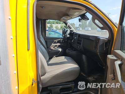 2021 GMC Savana 3500 Cutaway 1WT DRW - zdjęcie 8 z 49 - miniatura