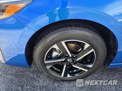 2025 Nissan Sentra SV - zdjęcie 6 z 29 - miniatura