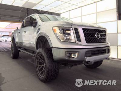 2019 Nissan TITAN XD PRO-4X Crew Cab Medium Bed - zdjęcie 3 z 32 - miniatura