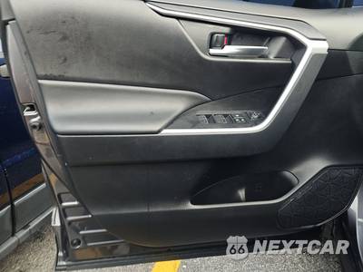 2025 Toyota RAV4 XLE - zdjęcie 9 z 21 - miniatura