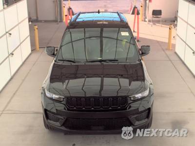 2023 Jeep Grand Cherokee Altitude - zdjęcie 2 z 26 - miniatura