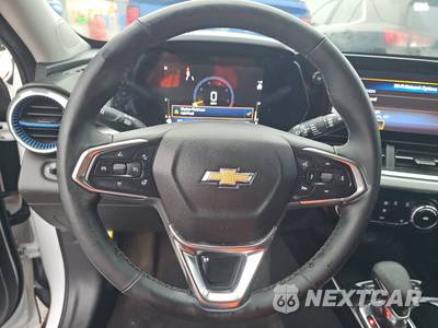 2025 Chevrolet Trax LT - zdjęcie 10 z 34 - miniatura