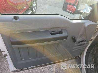 2012 Ford Super Duty F-350 Cab Chassis XL Regular Cab DRW - zdjęcie 9 z 26 - miniatura