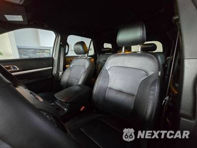 2016 Ford Explorer XLT - zdjęcie 16 z 22 - miniatura