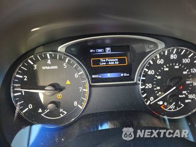 2020 Nissan Pathfinder S - zdjęcie 12 z 26 - miniatura