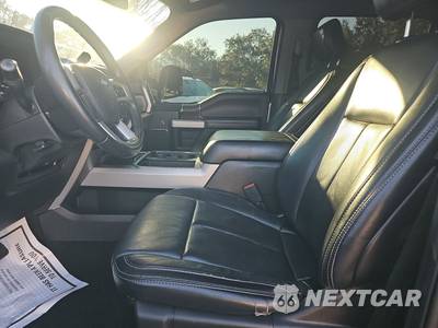 2020 Ford Super Duty F-250 Lariat Crew Cab Medium Bed - zdjęcie 7 z 20 - miniatura