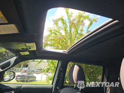 2016 Toyota Tacoma TRD Sport Crew Cab Long Bed - zdjęcie 18 z 19 - miniatura