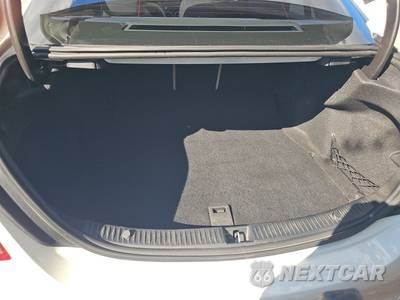 2017 Mercedes-Benz C 300 Sedan - zdjęcie 16 z 18 - miniatura
