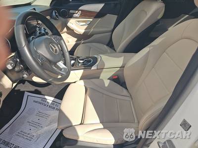 2017 Mercedes-Benz C 300 Sedan - zdjęcie 7 z 18 - miniatura