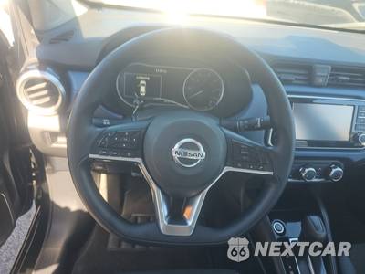 2025 Nissan Versa SV - zdjęcie 10 z 20 - miniatura