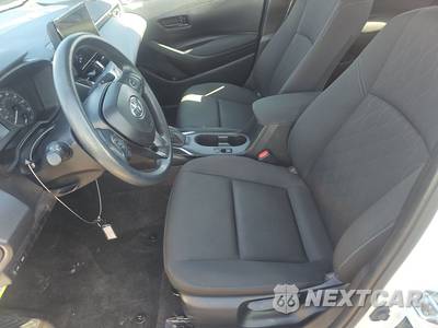 2025 Toyota Corolla LE Sedan - zdjęcie 7 z 32 - miniatura