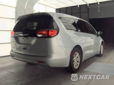 2023 Chrysler Voyager LX 121.6" WB - zdjęcie 4 z 28 - miniatura