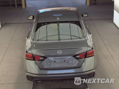 2025 Nissan Altima SV - zdjęcie 5 z 38 - miniatura