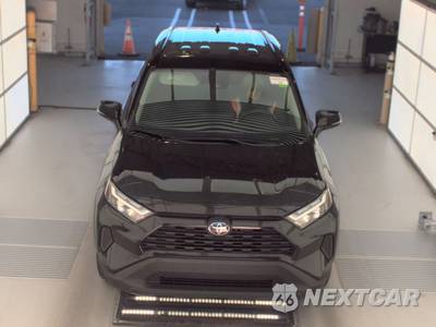 2025 Toyota RAV4 Hybrid XLE - zdjęcie 2 z 31 - miniatura