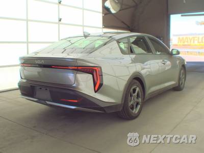 2025 Kia K4 LXS - zdjęcie 4 z 30 - miniatura