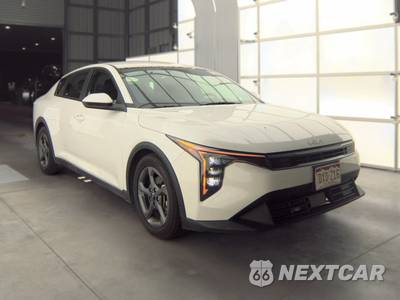 2025 Kia K4 LXS - zdjęcie 3 z 29 - miniatura