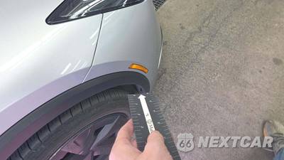 2025 Toyota Prius LE - zdjęcie 28 z 34 - miniatura